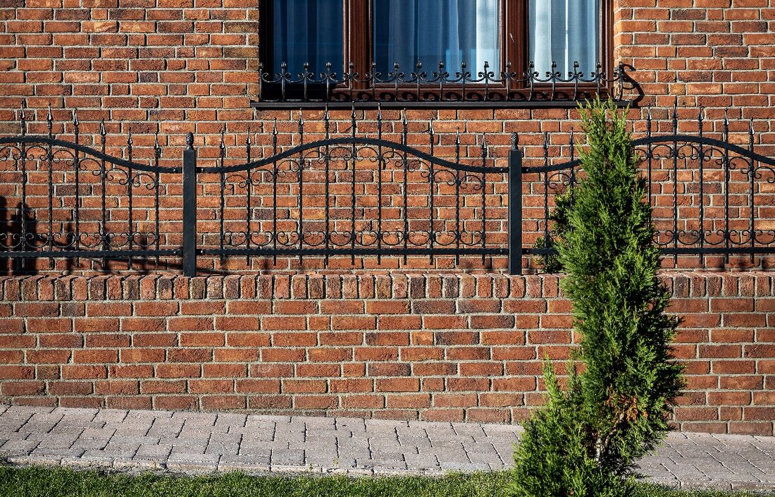 Tehlový obklad Paars Rood na fasáde rodinného domu od Rustique.sk