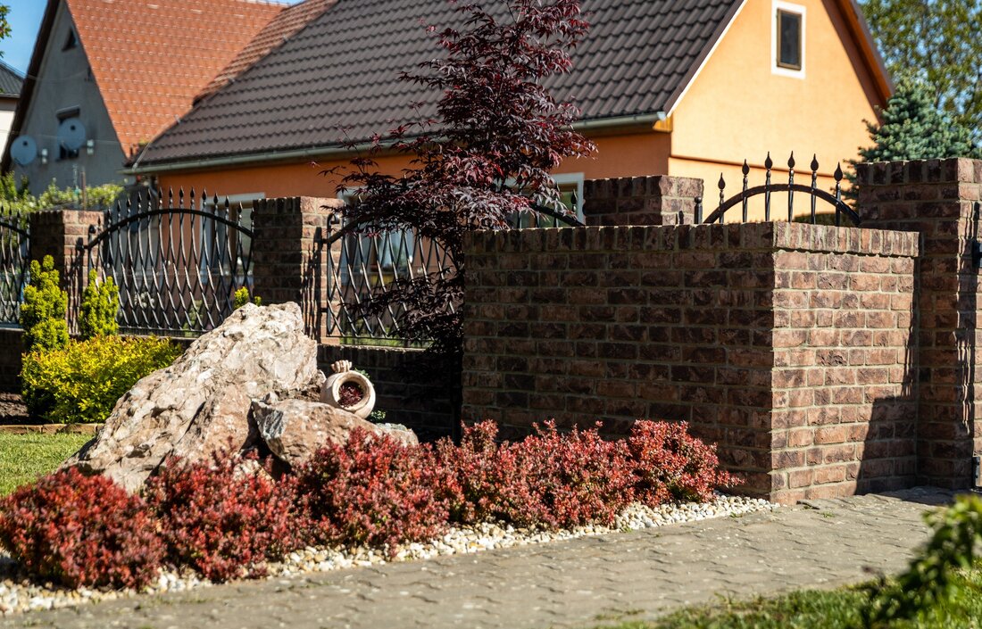 Tehlový obklad Purple na fasáde rodinného domu od Rustique.sk